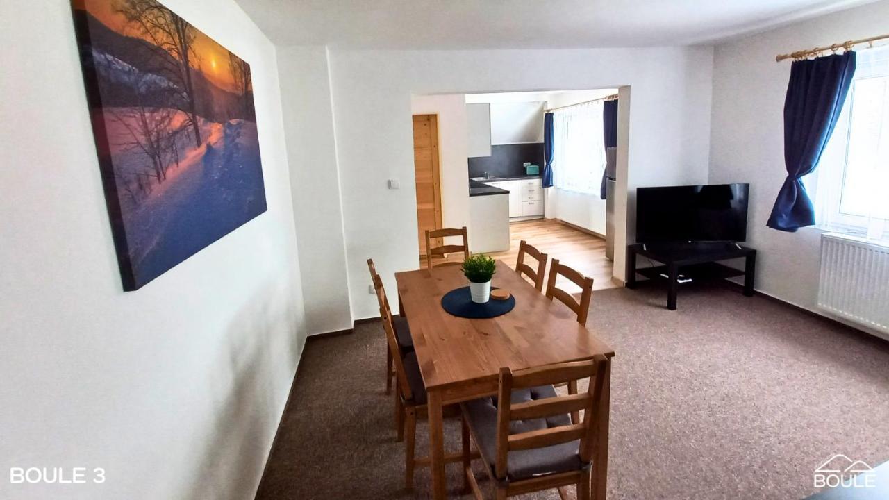 Apartmany Boule Kovarska Ngoại thất bức ảnh