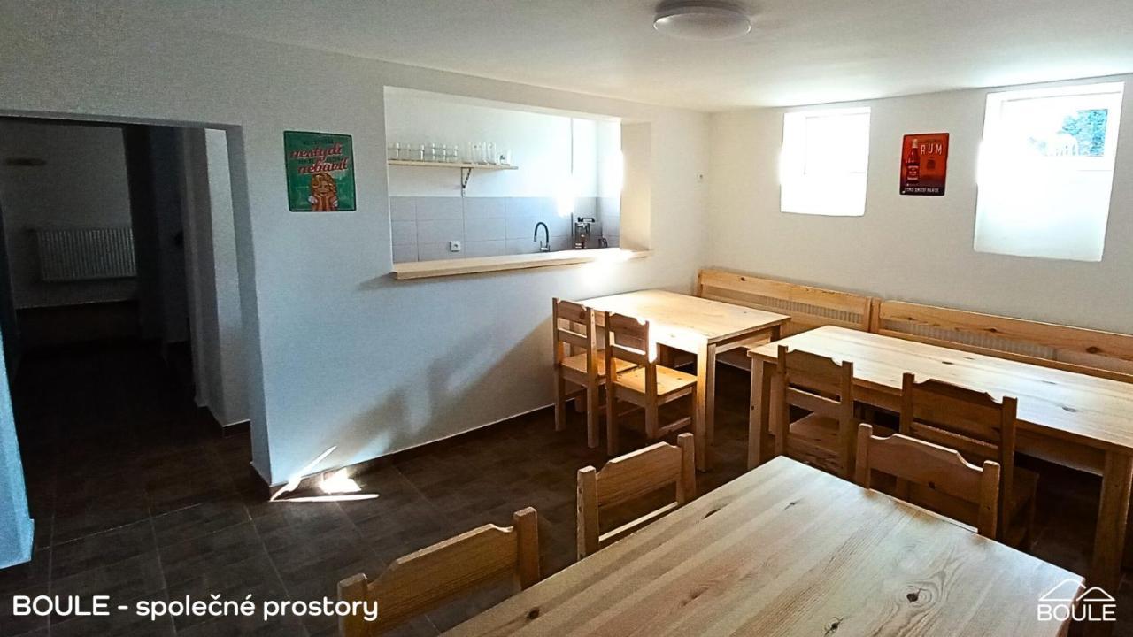 Apartmany Boule Kovarska Ngoại thất bức ảnh